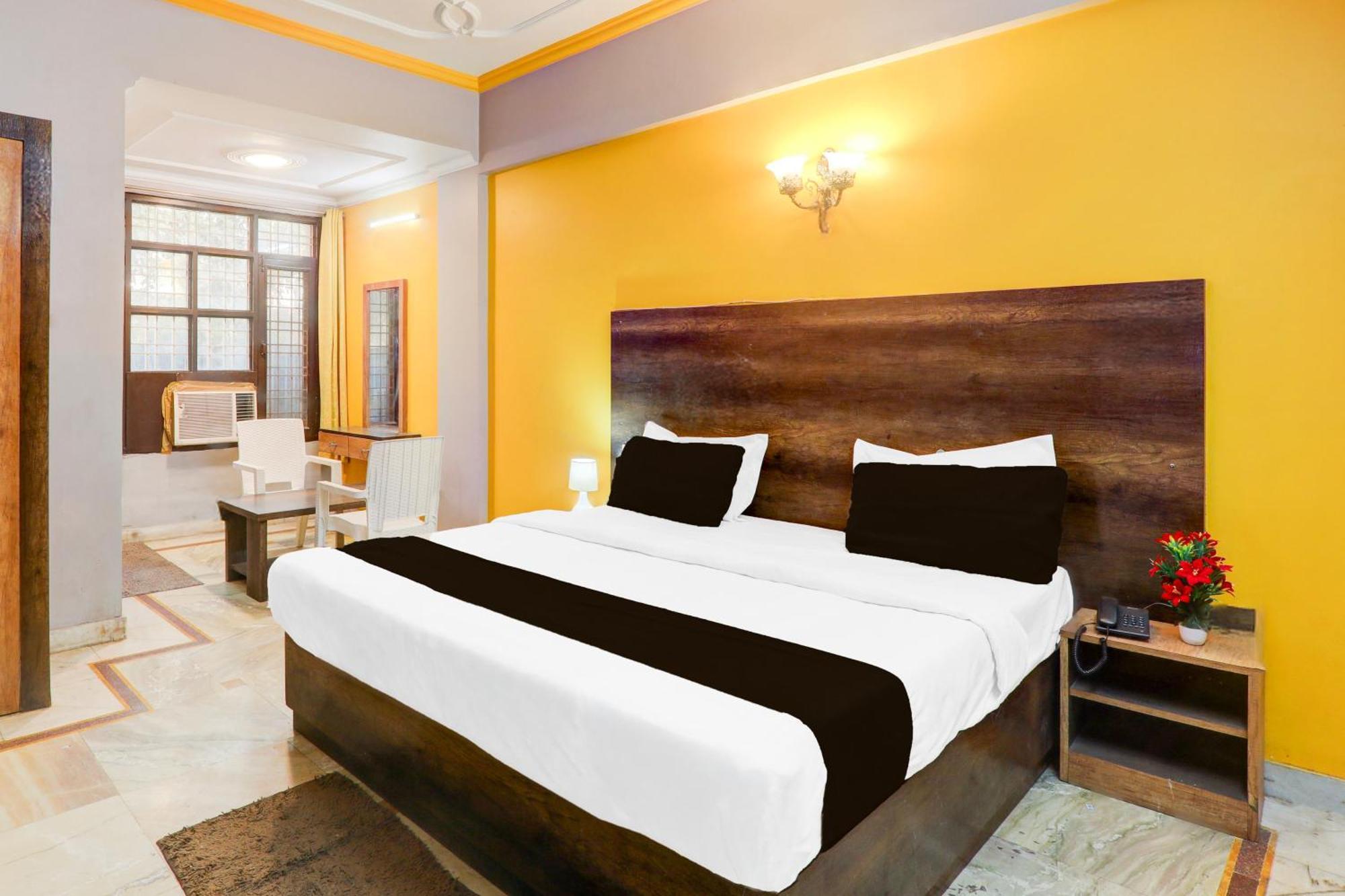 Super Hotel O Insaf Nagar Munshipuliya Formerly Vibrant Chinhat Extérieur photo