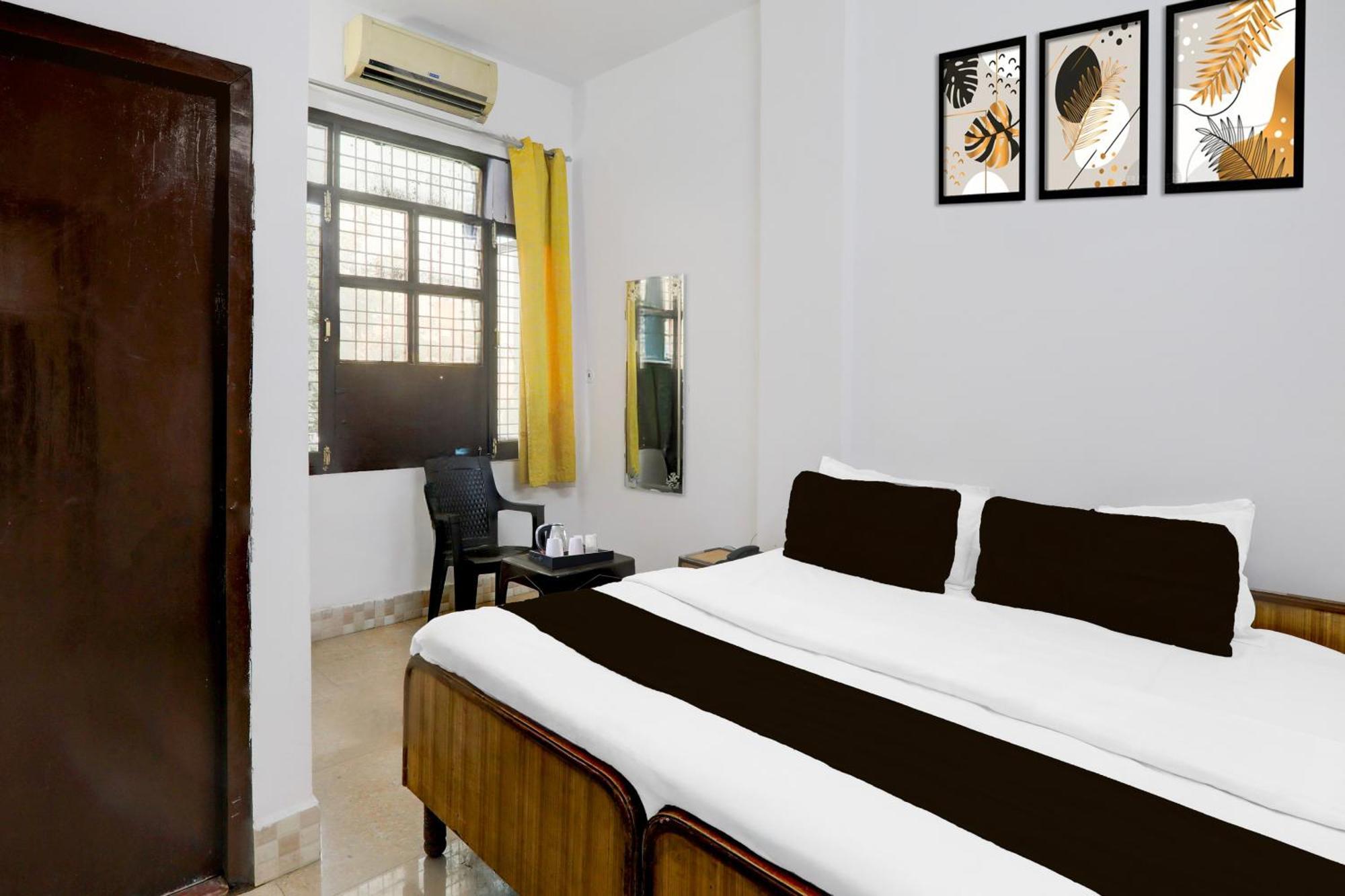 Super Hotel O Insaf Nagar Munshipuliya Formerly Vibrant Chinhat Extérieur photo