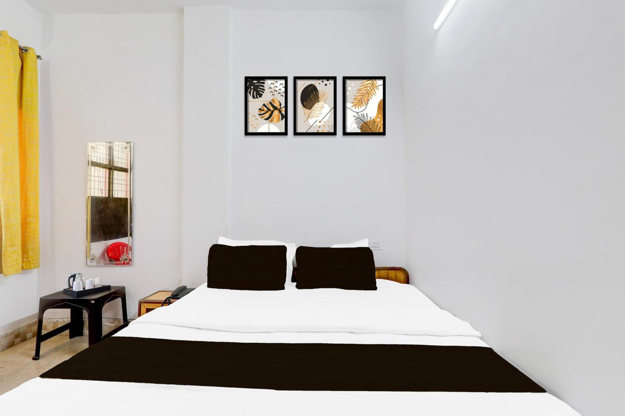 Super Hotel O Insaf Nagar Munshipuliya Formerly Vibrant Chinhat Extérieur photo