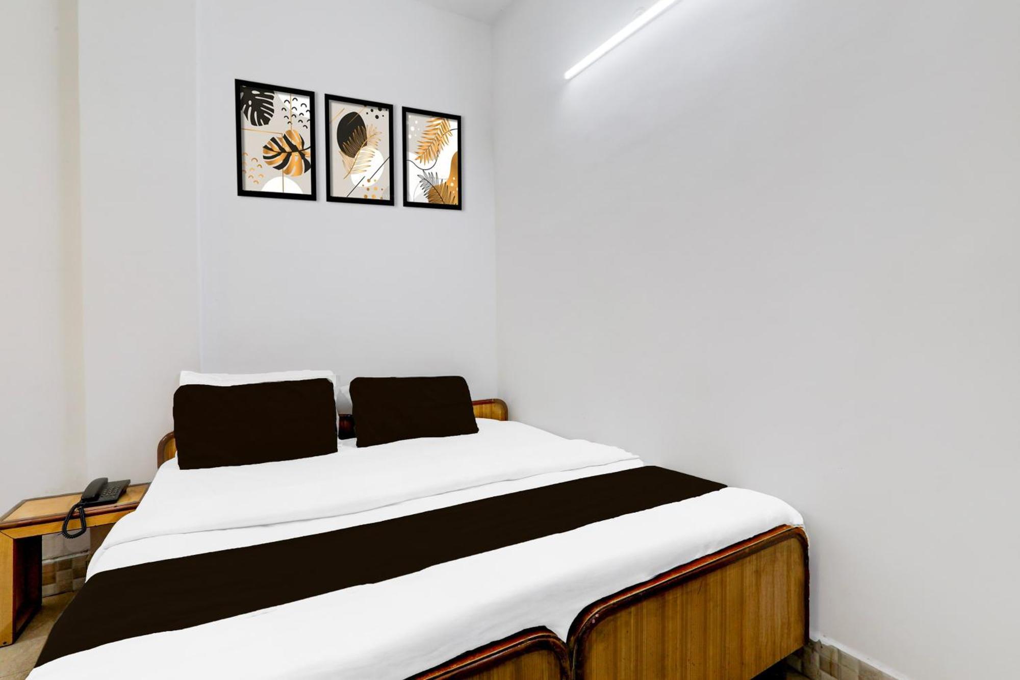 Super Hotel O Insaf Nagar Munshipuliya Formerly Vibrant Chinhat Extérieur photo